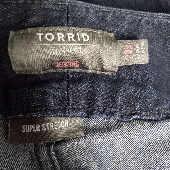Torrid Size 20 Short Jeggings Jeans Womens Super Stretch Dark Wash Denim Blue - Picture 9 of 11